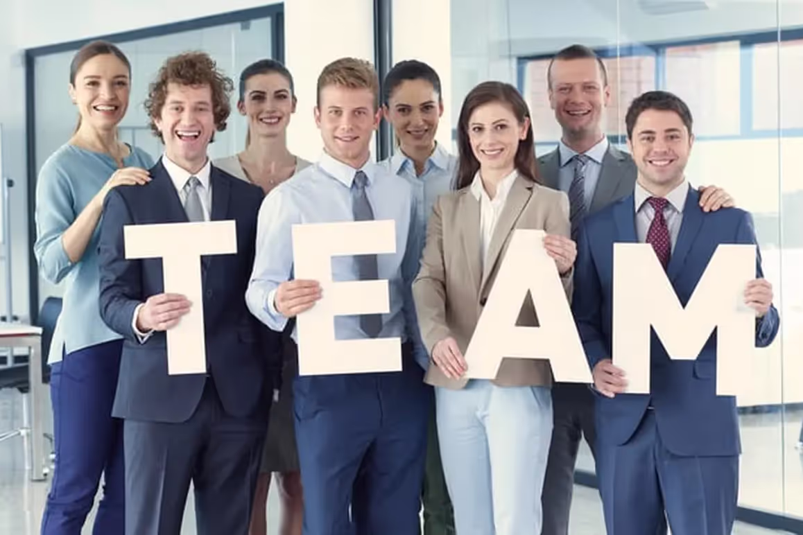 Team von TÜRK & PARTNER Die Zukunftsarchitekten